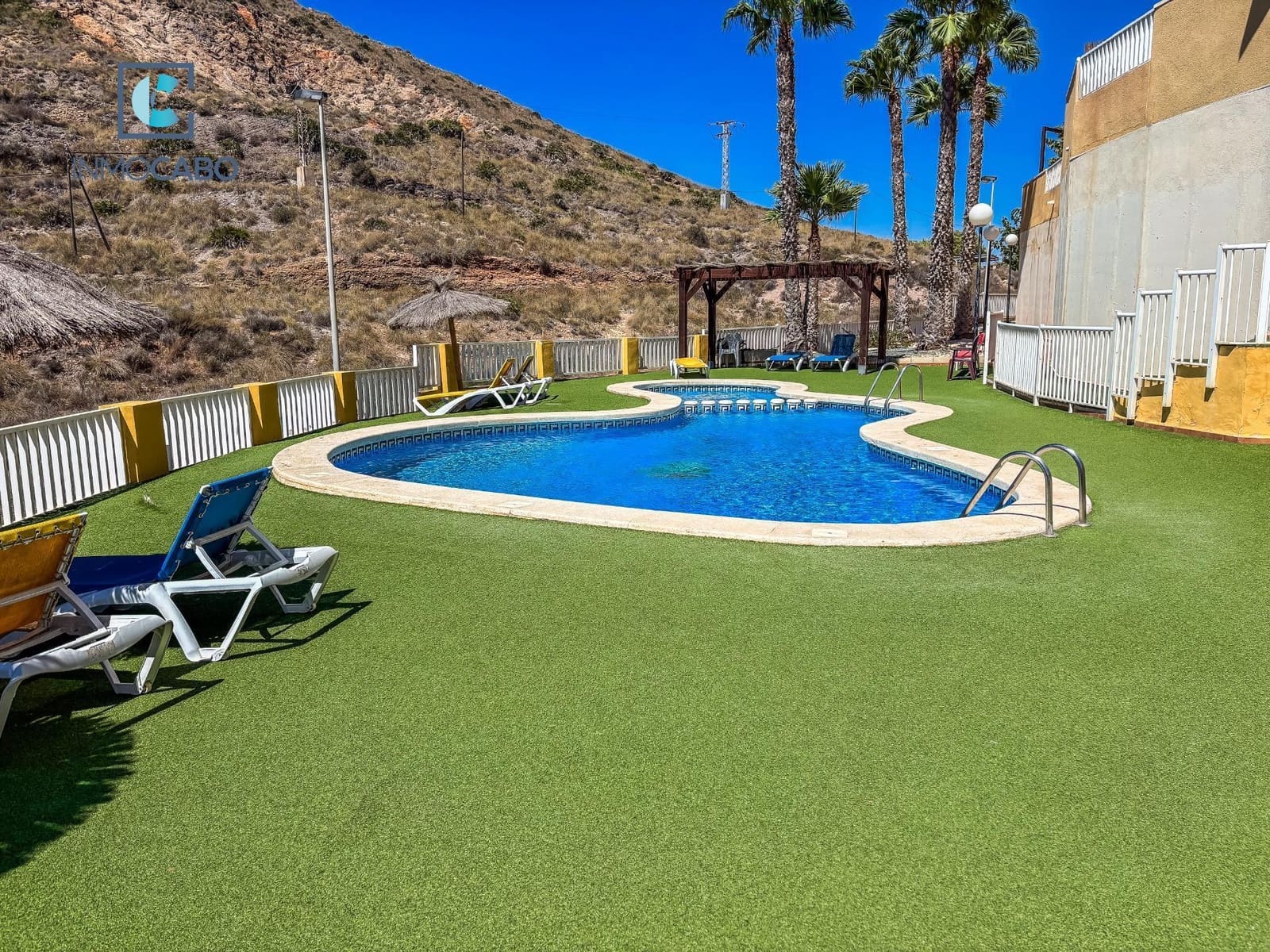 2 soveværelse Lejlighed til salg i Cala Reona med swimmingpool - € 175.000 (Ref: 9240225)