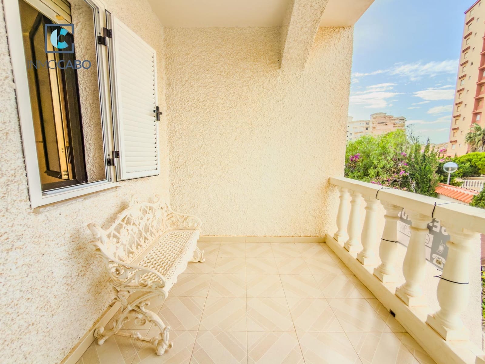 4 soverom Leilighet til salgs i La Manga del Mar Menor med garasje - € 250 000 (Ref: 9301207)