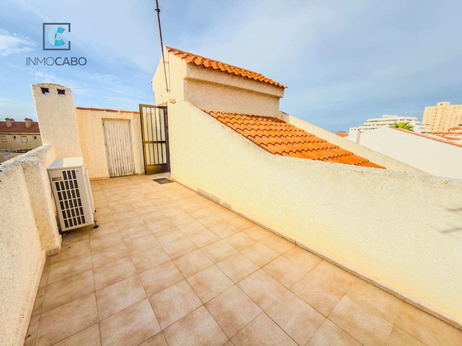 4 soverom Leilighet til salgs i La Manga del Mar Menor med garasje - € 250 000 (Ref: 9301207)