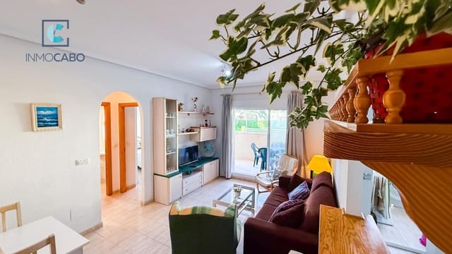 2 Zimmer Apartment zu verkaufen in La Manga del Mar Menor mit Pool - 148.000 € (Ref: 9301208)