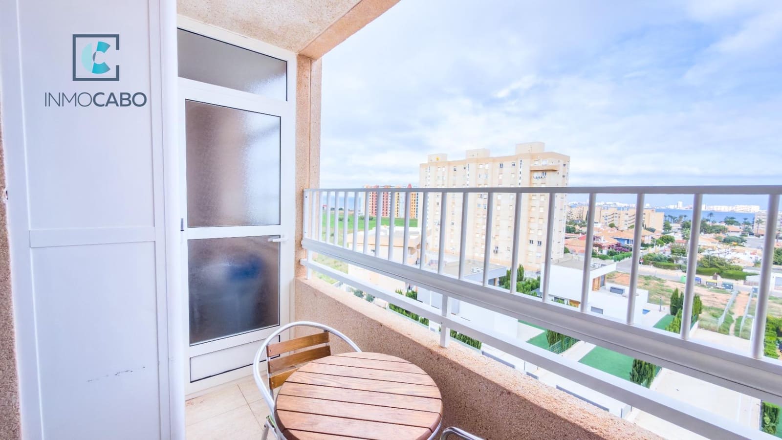 2 bedroom Apartment for sale in Playa Honda with pool - € 120,000 (Ref: 9388079)