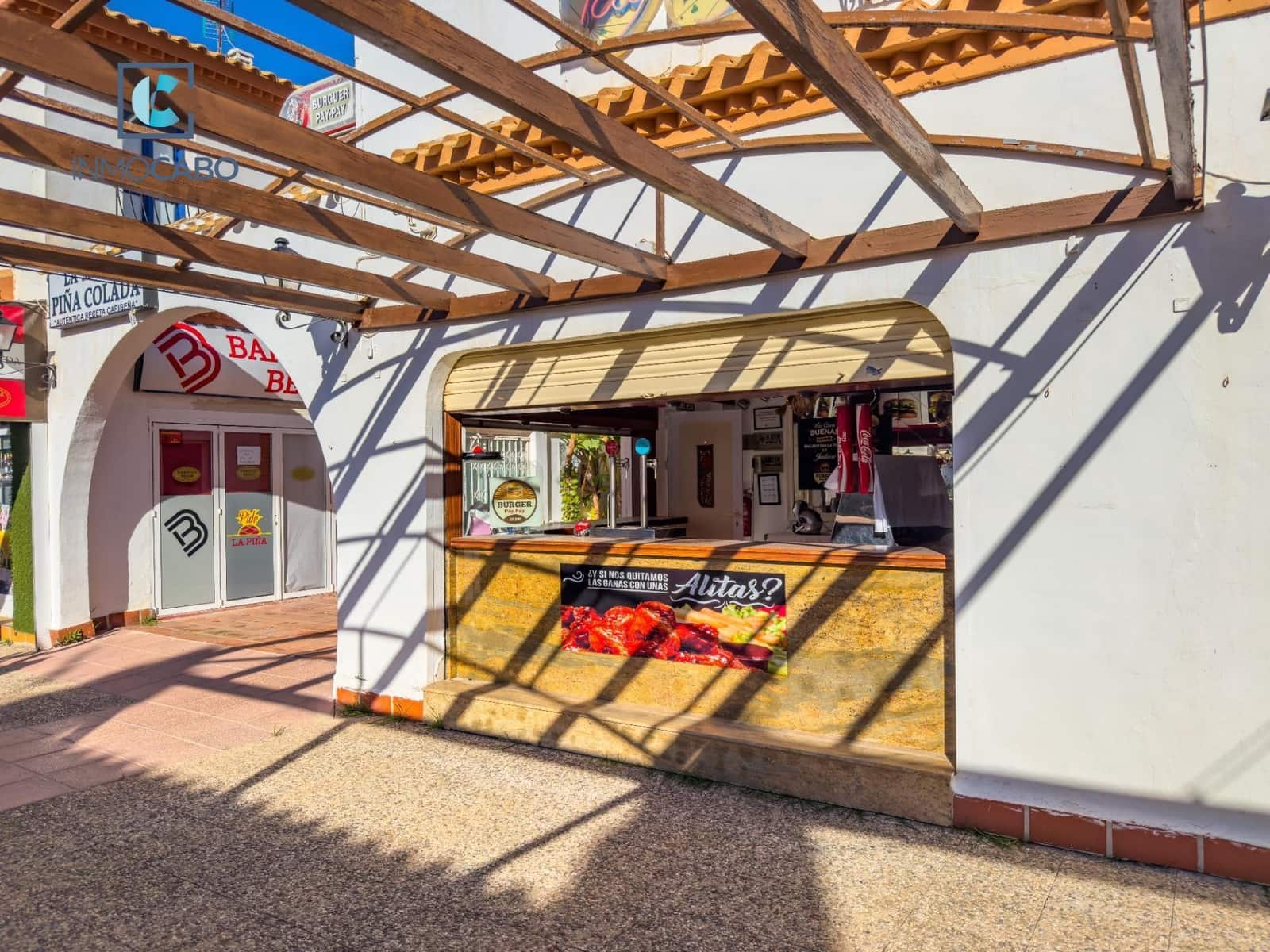 Komercyjne na sprzedaż w La Manga del Mar Menor z garażem - 275 000 € (Ref: 9599671)