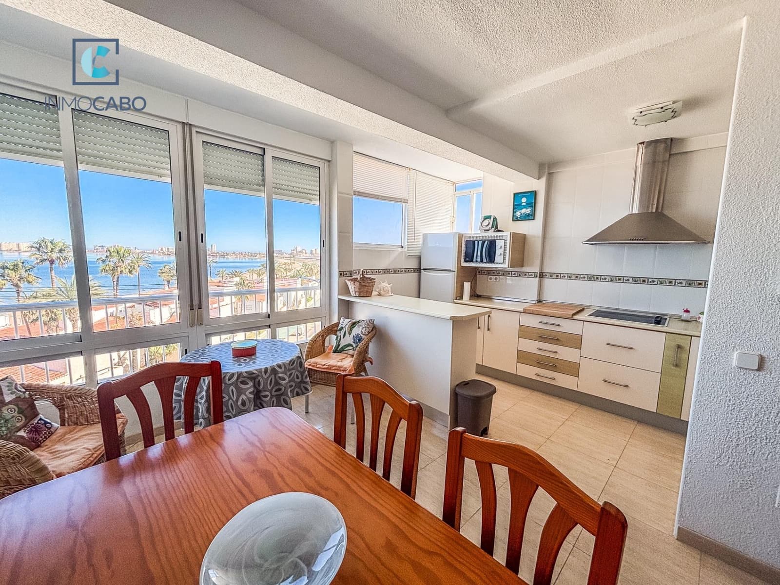 2 slaapkamer Penthouse te huur in Playa Honda met zwembad - € 650 (Ref: 9634489)