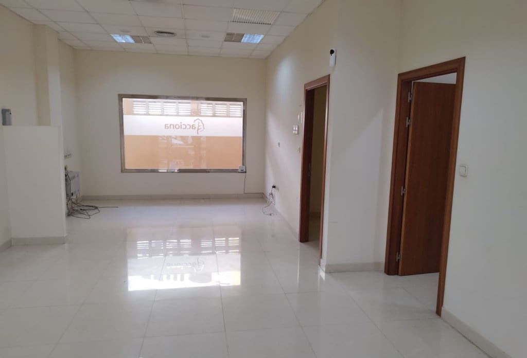 2 bedroom Commercial for sale in Calpe / Calp - € 250,000 (Ref: 10043735)