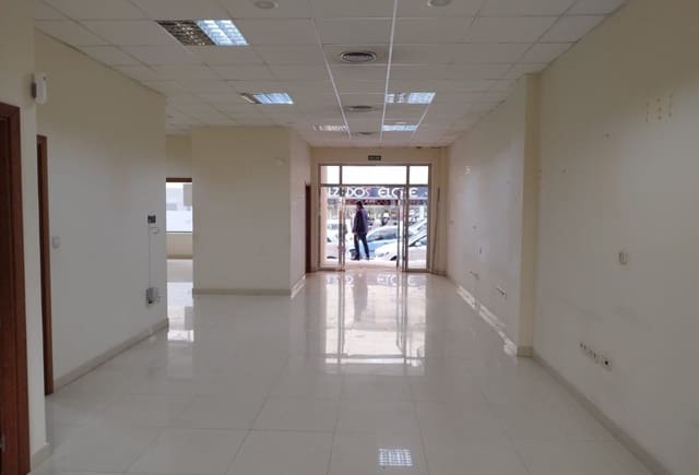 2 bedroom Commercial for sale in Pueblo, Calpe / Calp - € 250,000 (Ref: 10043735)