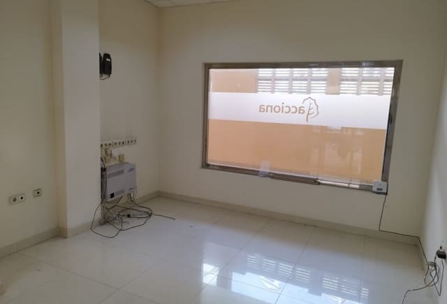 2 bedroom Commercial for sale in Pueblo, Calpe / Calp - € 250,000 (Ref: 10043735)