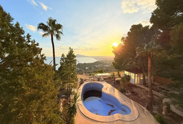 5 chambre Villa/Maison à vendre à Altea avec piscine - 1 400 000 € (Ref: 10043761)