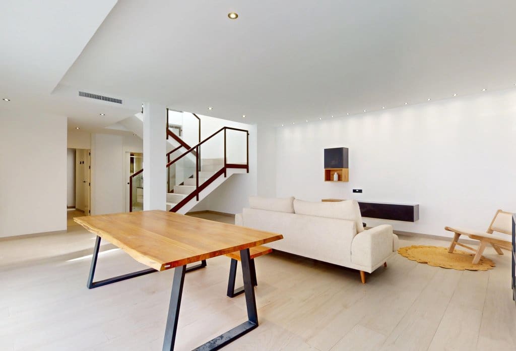 5 bedroom Villa for sale in Finestrat with pool - € 859,900 (Ref: 10043767)