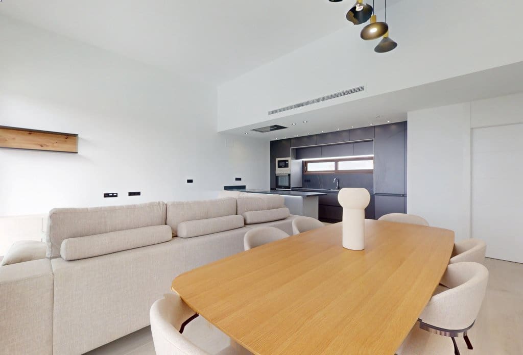 5 bedroom Villa for sale in Finestrat with pool - € 859,900 (Ref: 10043767)