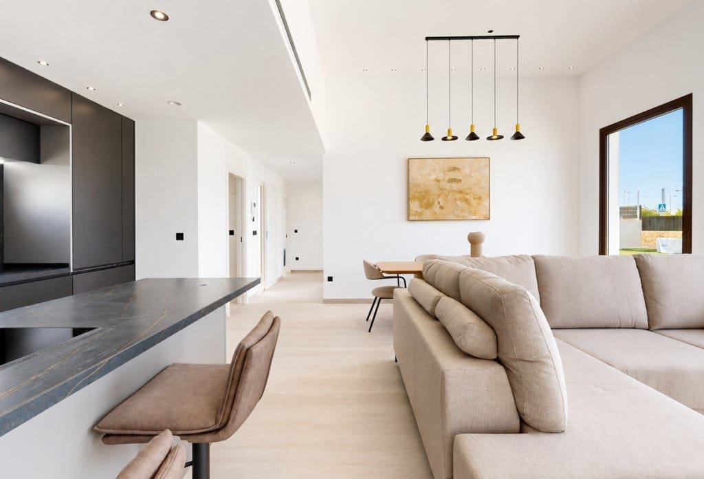 5 bedroom Villa for sale in Finestrat with pool - € 859,900 (Ref: 10043767)