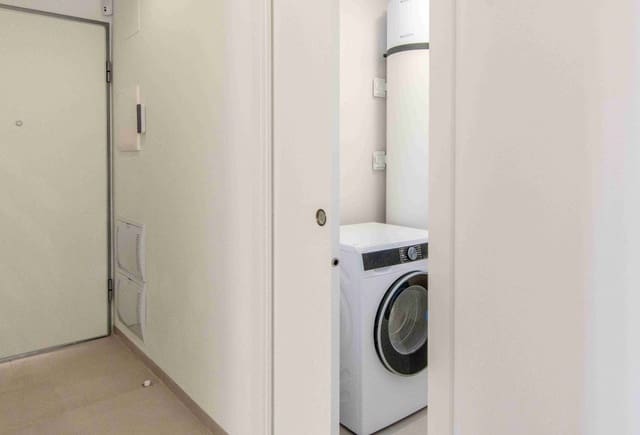 Apartamento de 2 habitaciones en Balcón de Finestrat - Terra Marina, Finestrat en venta con piscina - 410.000 € (Ref: 10043798)