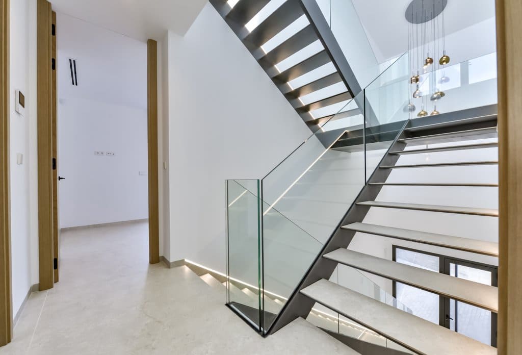 4 bedroom Villa for sale in Altea with pool garage - € 2,345,000 (Ref: 10043808)