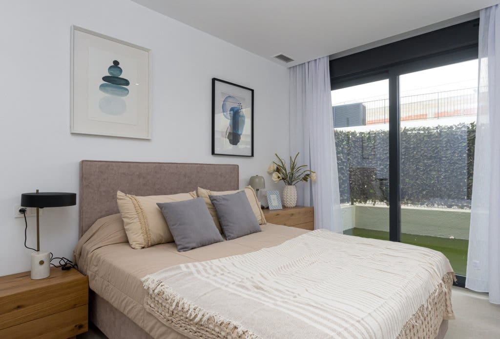 2 bedroom Apartment for sale in Finestrat with pool - € 580,000 (Ref: 10043810)
