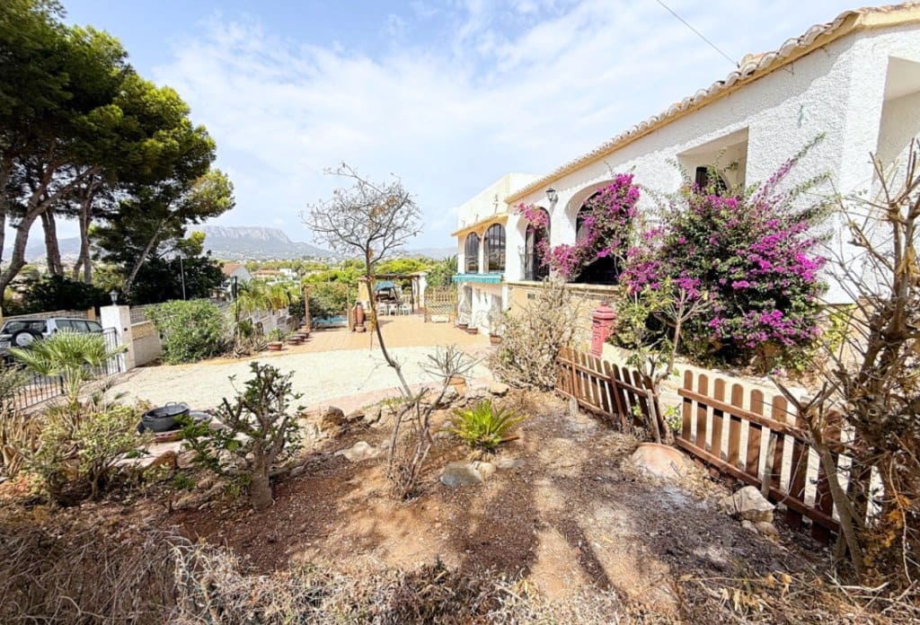4 chambre Villa/Maison à vendre à Calpe / Calp avec piscine - 550 000 € (Ref: 10043818)