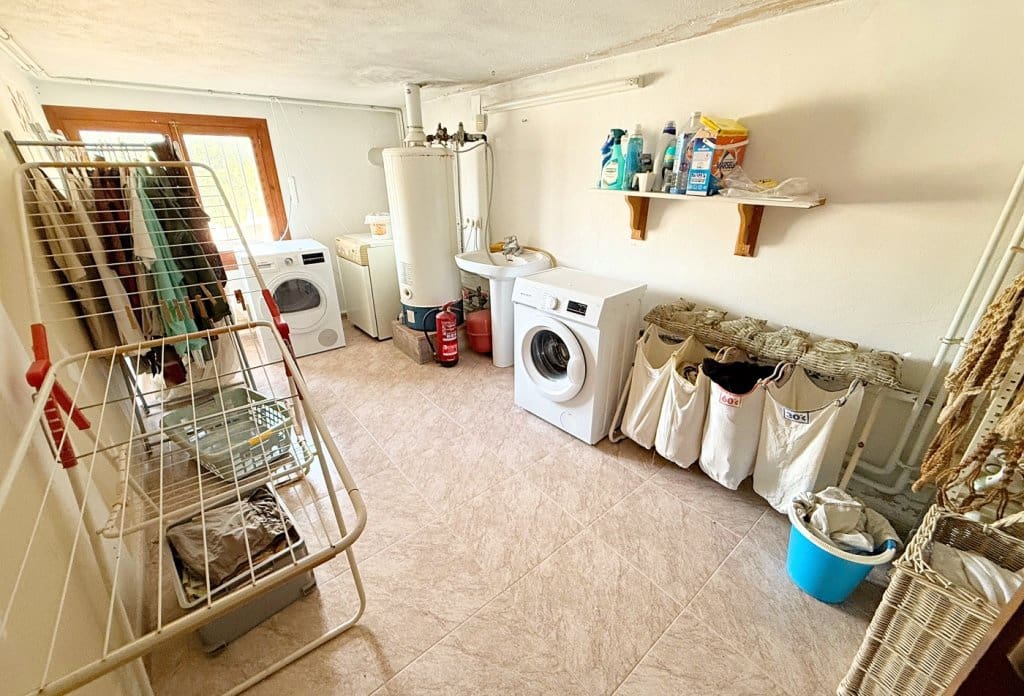 4 chambre Villa/Maison à vendre à Calpe / Calp avec piscine - 550 000 € (Ref: 10043818)