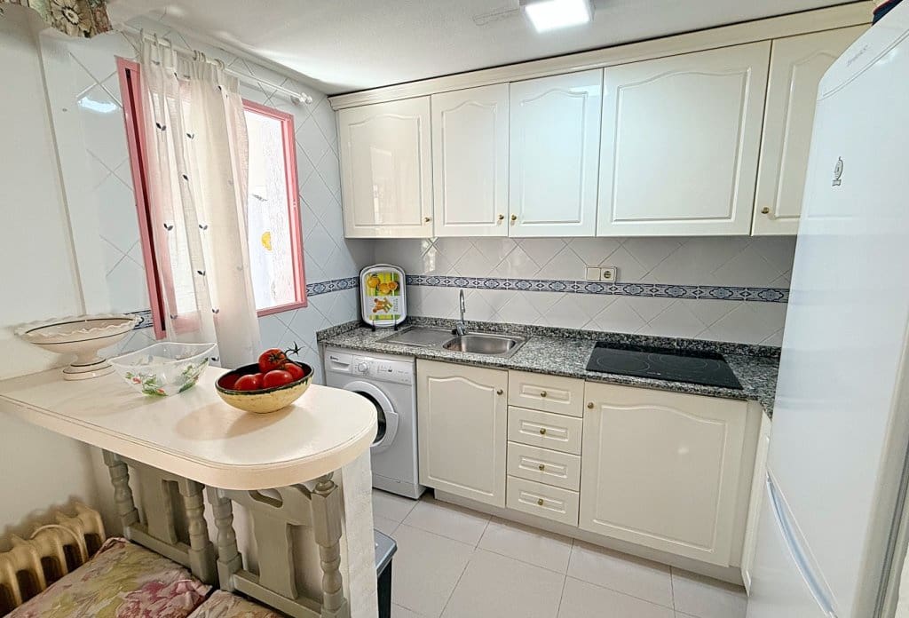 2 slaapkamer Appartement te koop in Calpe / Calp met zwembad - € 330.000 (Ref: 10043819)