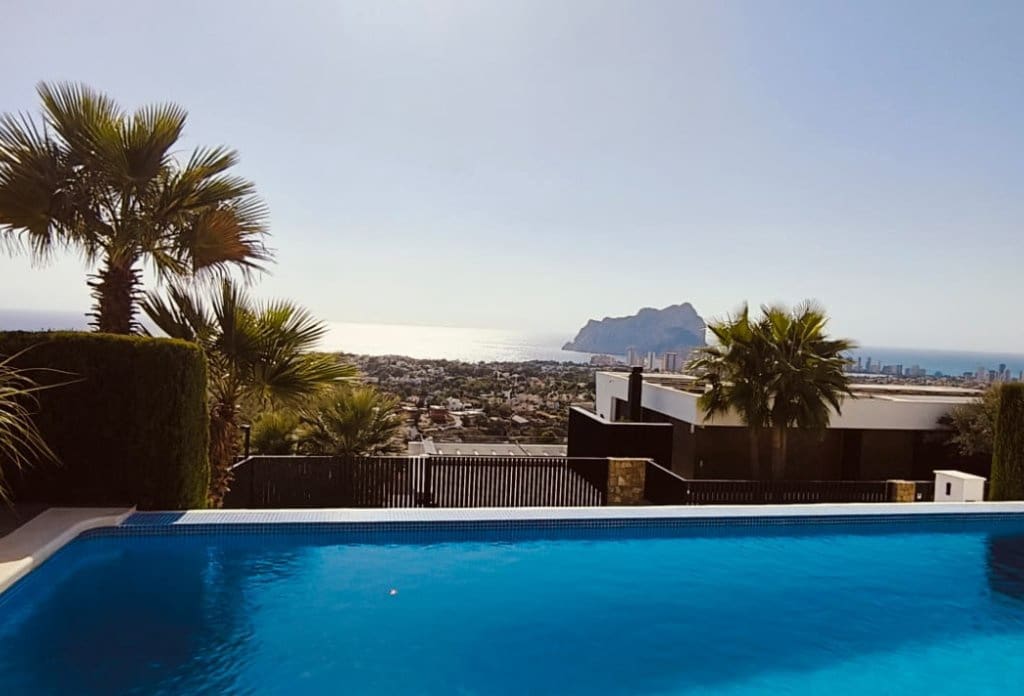 4 quarto Moradia para venda em Calpe / Calp com piscina - 1 390 000 € (Ref: 10043820)