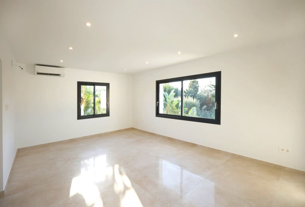 4 chambre Villa/Maison à vendre à Calpe / Calp avec piscine - 840 000 € (Ref: 10043824)