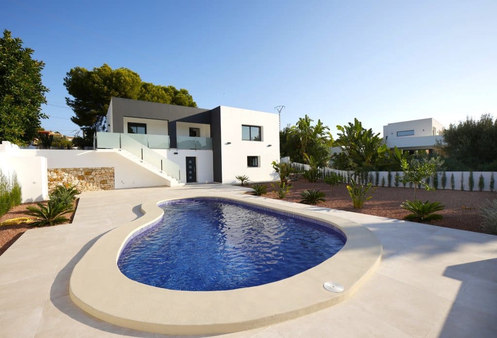 4 chambre Villa/Maison à vendre à Calpe / Calp avec piscine - 840 000 € (Ref: 10043824)