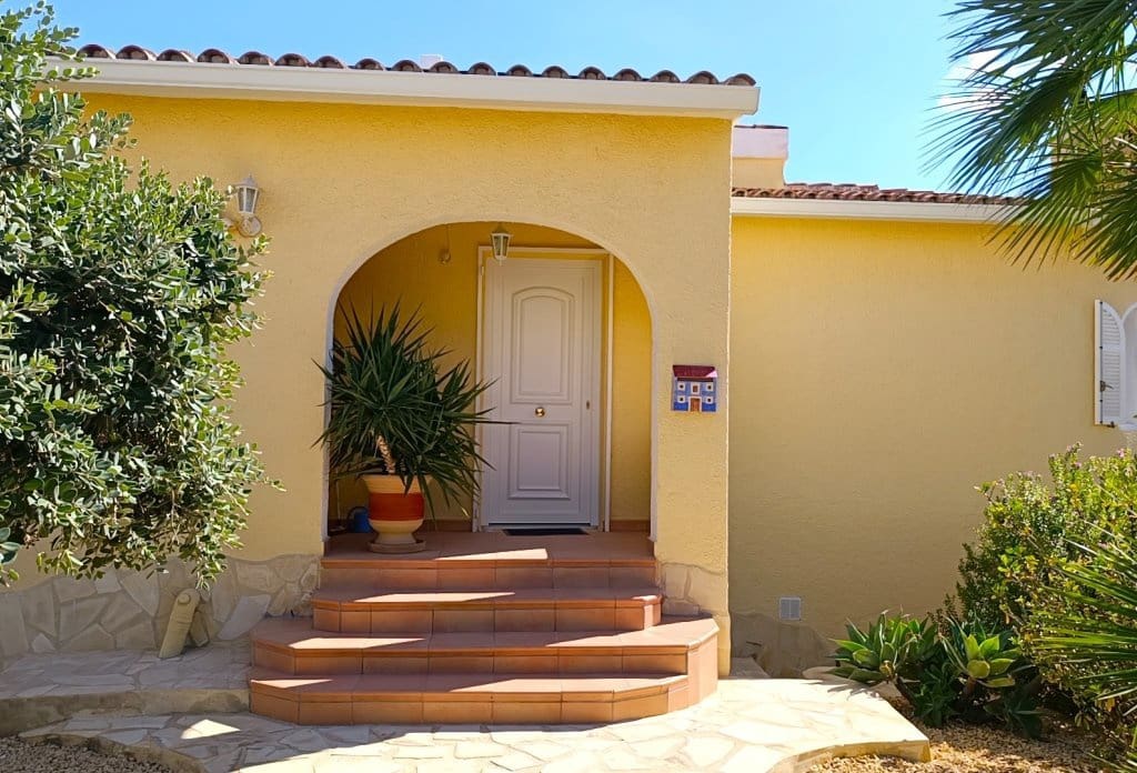 4 chambre Villa/Maison à vendre à Calpe / Calp avec piscine - 799 000 € (Ref: 10043831)