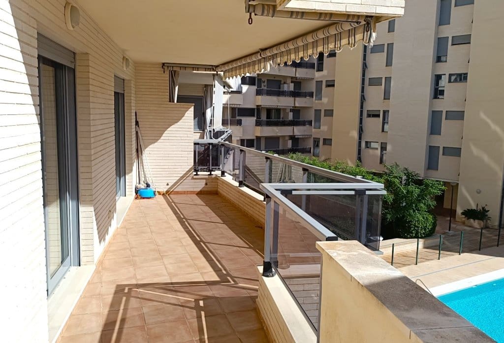 3 chambre Appartement à vendre à Calpe / Calp avec piscine - 380 000 € (Ref: 10043832)