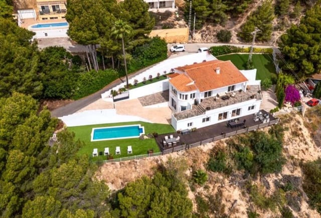 4 chambre Villa/Maison à vendre à Calpe / Calp avec piscine - 999 900 € (Ref: 10043841)