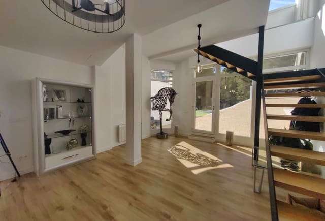 4 chambre Villa/Maison à vendre à Calpe / Calp avec piscine - 999 900 € (Ref: 10043841)