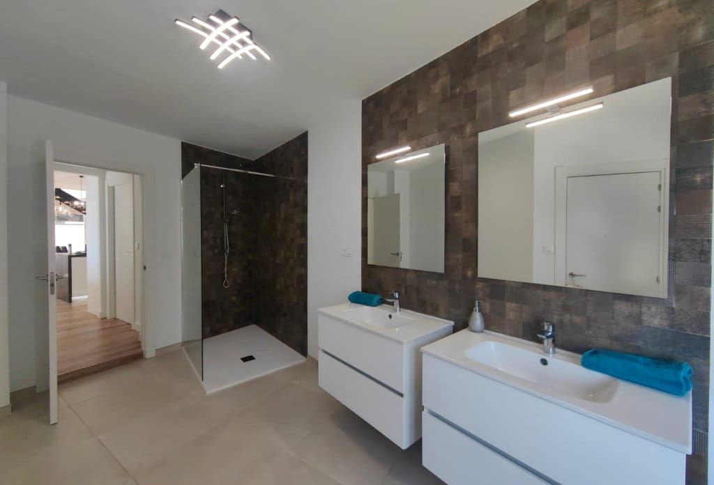 4 chambre Villa/Maison à vendre à Calpe / Calp avec piscine - 999 900 € (Ref: 10043841)