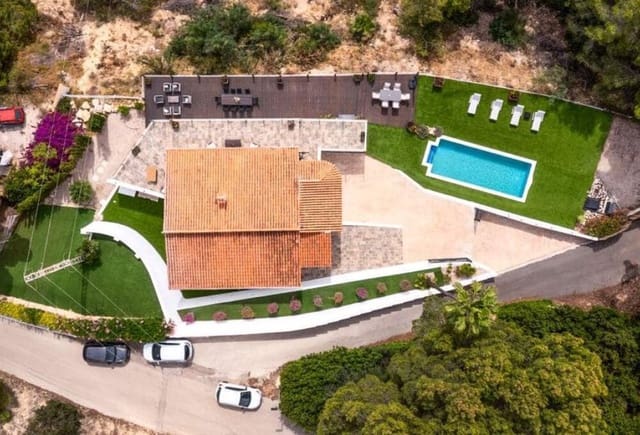 4 chambre Villa/Maison à vendre à Calpe / Calp avec piscine - 999 900 € (Ref: 10043841)
