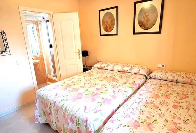 Apartamento de 2 habitaciones en Calpe / Calp en venta con piscina - 349.000 € (Ref: 10043842)