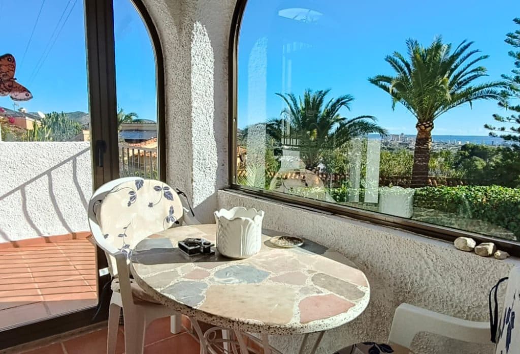 Chalet de 2 habitaciones en Calpe / Calp en venta - 360.000 € (Ref: 10043855)