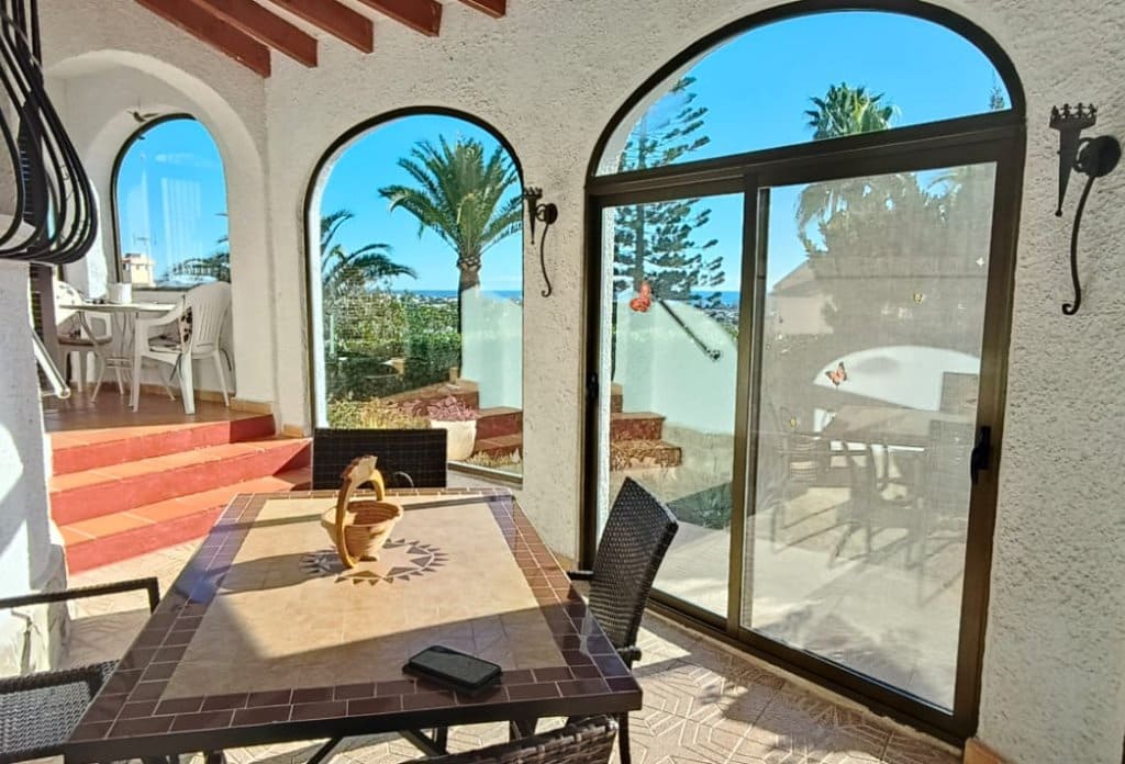 Chalet de 2 habitaciones en Calpe / Calp en venta - 360.000 € (Ref: 10043855)