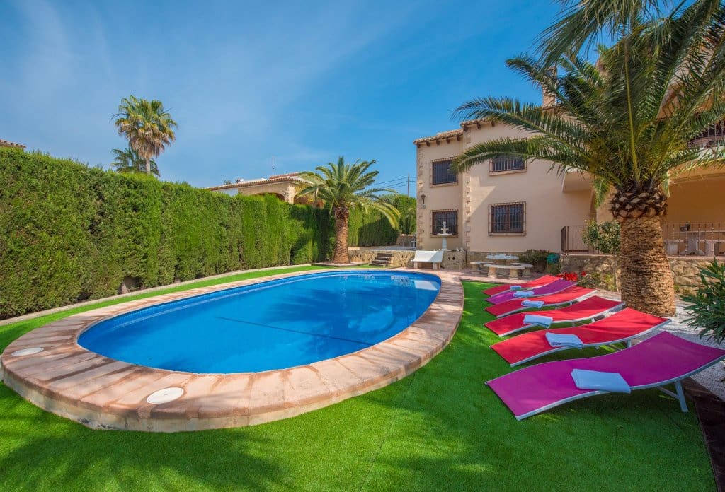 Chalet de 4 habitaciones en Benissa en venta con piscina - 954.000 € (Ref: 10043868)