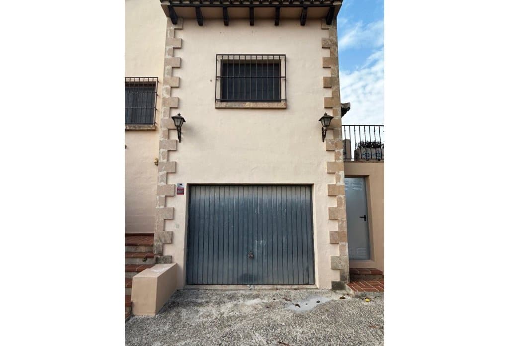 Chalet de 4 habitaciones en Benissa en venta con piscina - 954.000 € (Ref: 10043868)