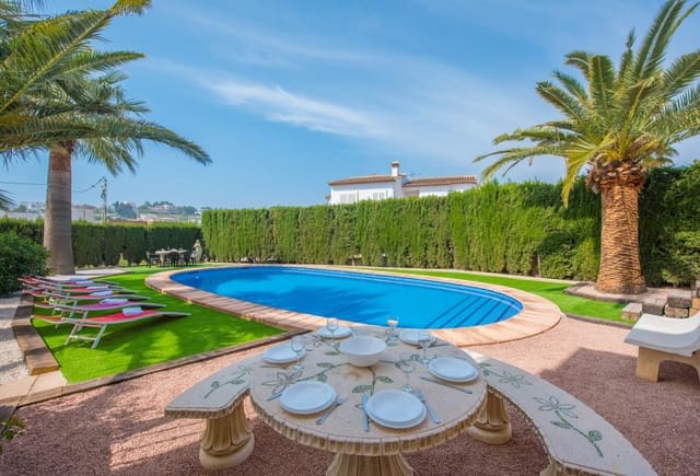 Chalet de 4 habitaciones en Benissa en venta con piscina - 954.000 € (Ref: 10043868)