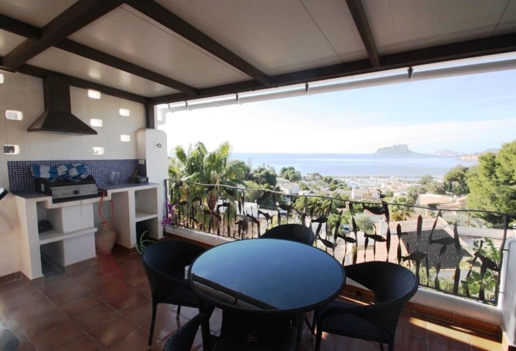 7 Zimmer Villa zu verkaufen in Moraira mit Pool - 2.500.000 € (Ref: 10043872)