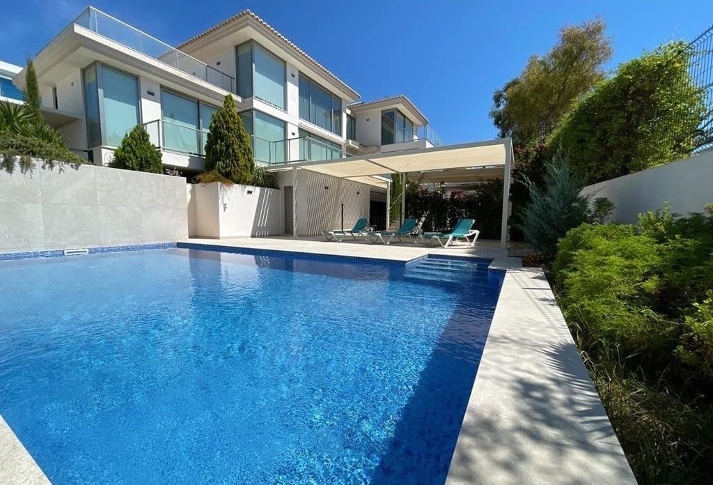 5 chambre Villa/Maison à vendre à Calpe / Calp avec piscine - 1 980 000 € (Ref: 10043877)