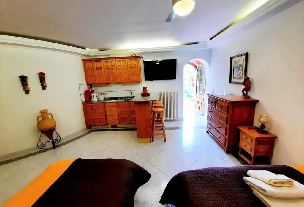8 makuuhuone Huvila myytävänä paikassa Benissa mukana uima-altaan - 795 000 € (Ref: 10043878)