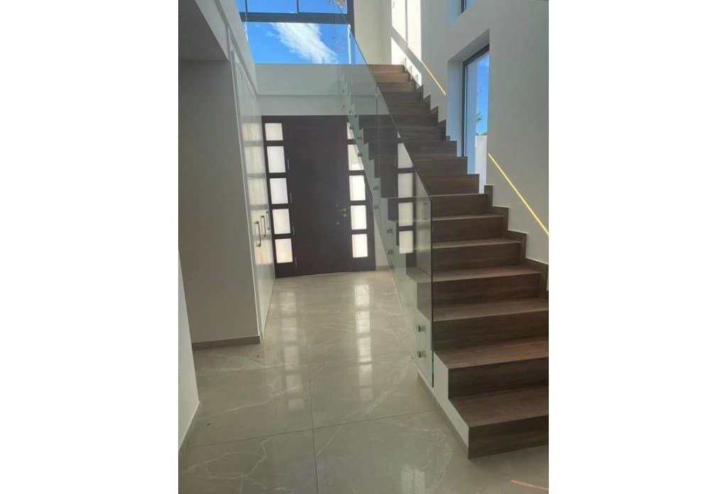 4 bedroom Villa for sale in Calpe / Calp with pool - € 1,125,000 (Ref: 10043879)