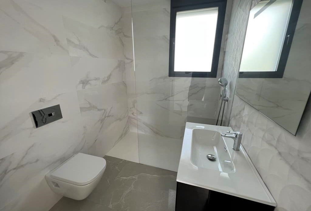 4 bedroom Villa for sale in Calpe / Calp with pool - € 1,125,000 (Ref: 10043879)