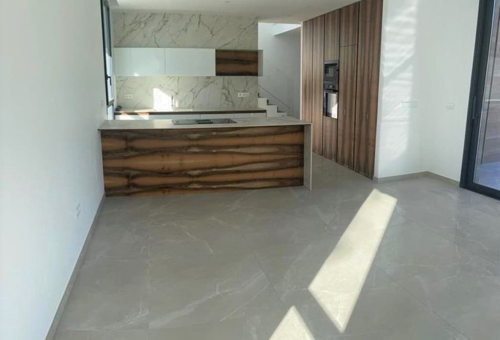 4 bedroom Villa for sale in Calpe / Calp with pool - € 1,125,000 (Ref: 10043879)