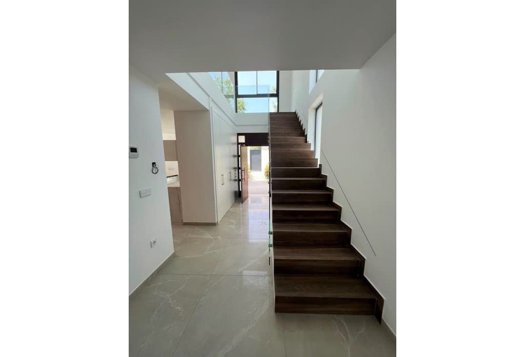 4 bedroom Villa for sale in Calpe / Calp with pool - € 1,125,000 (Ref: 10043879)