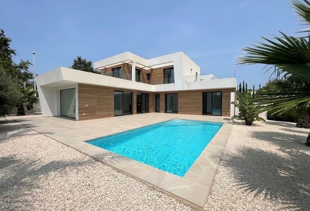 4 bedroom Villa for sale in Calpe / Calp with pool - € 1,125,000 (Ref: 10043879)