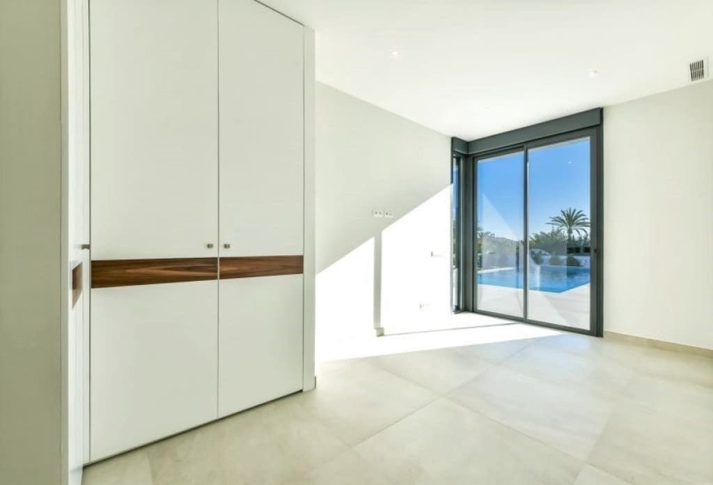 4 chambre Villa/Maison à vendre à Calpe / Calp avec piscine - 1 900 000 € (Ref: 10043880)