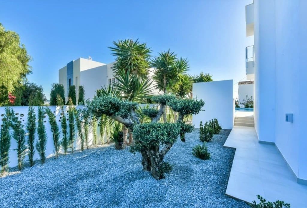 4 chambre Villa/Maison à vendre à Calpe / Calp avec piscine - 1 900 000 € (Ref: 10043880)