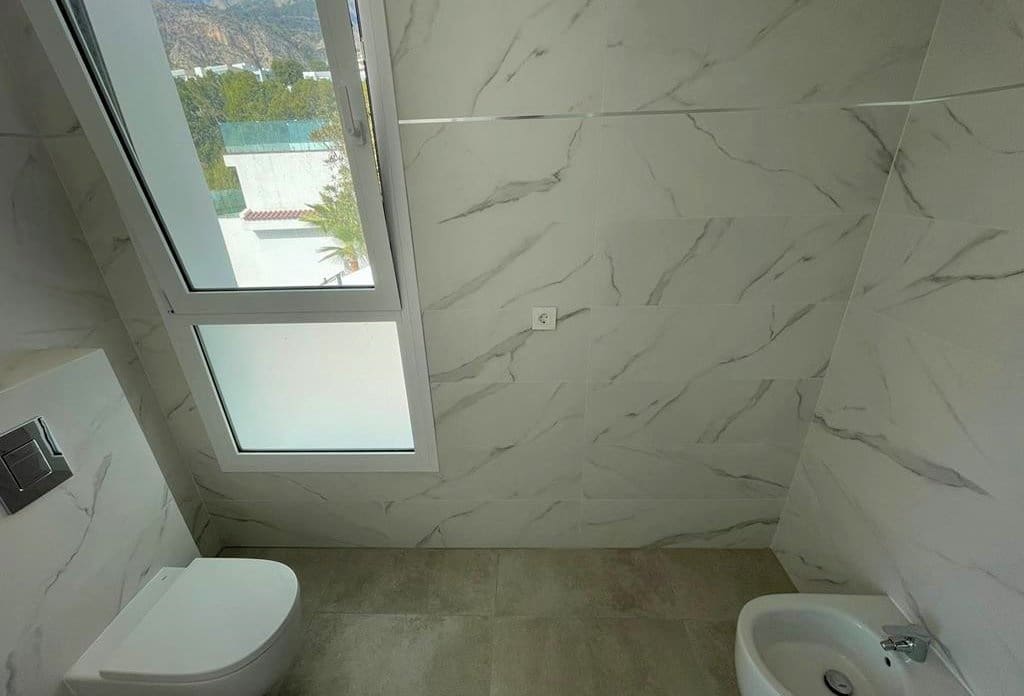 4 chambre Villa/Maison à vendre à Altea avec piscine - 1 290 000 € (Ref: 10043881)