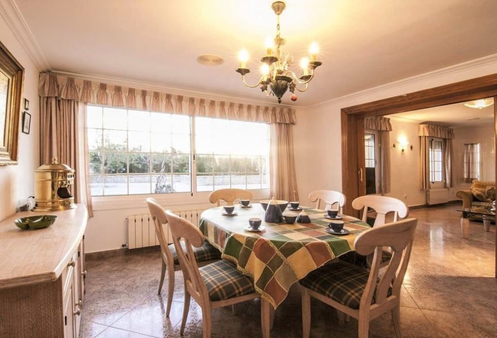 7 makuuhuone Huvila myytävänä paikassa Benissa mukana uima-altaan - 1 295 000 € (Ref: 10043882)