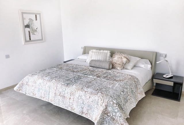 4 chambre Villa/Maison à vendre à Altea avec piscine - 2 000 000 € (Ref: 10043886)