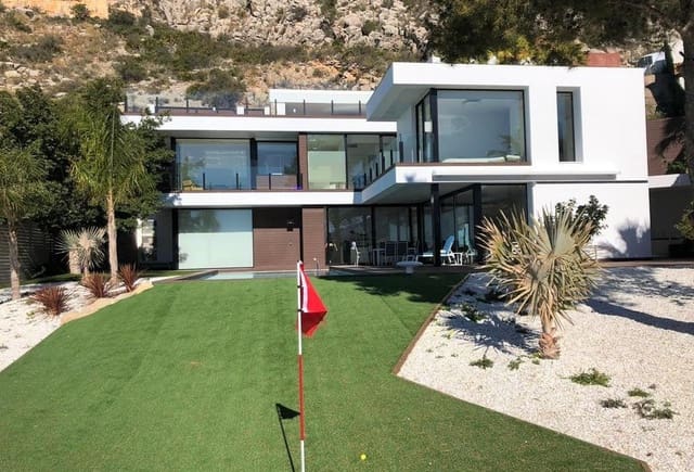 4 chambre Villa/Maison à vendre à Altea avec piscine - 2 000 000 € (Ref: 10043886)