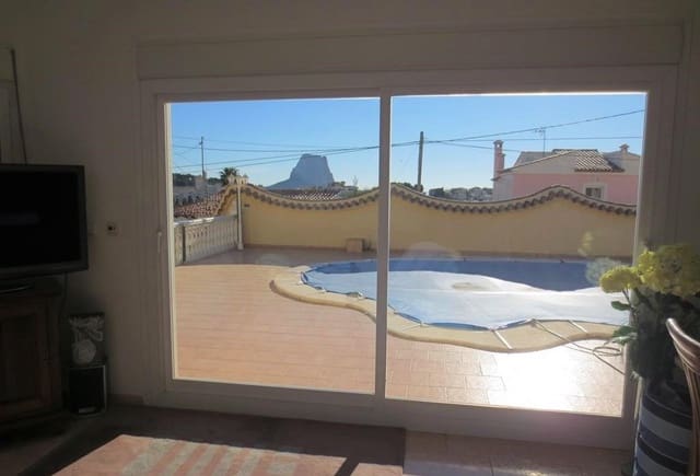 5 bedroom Villa for sale in Gargasindi, Calpe / Calp with pool - € 749,000 (Ref: 10043887)